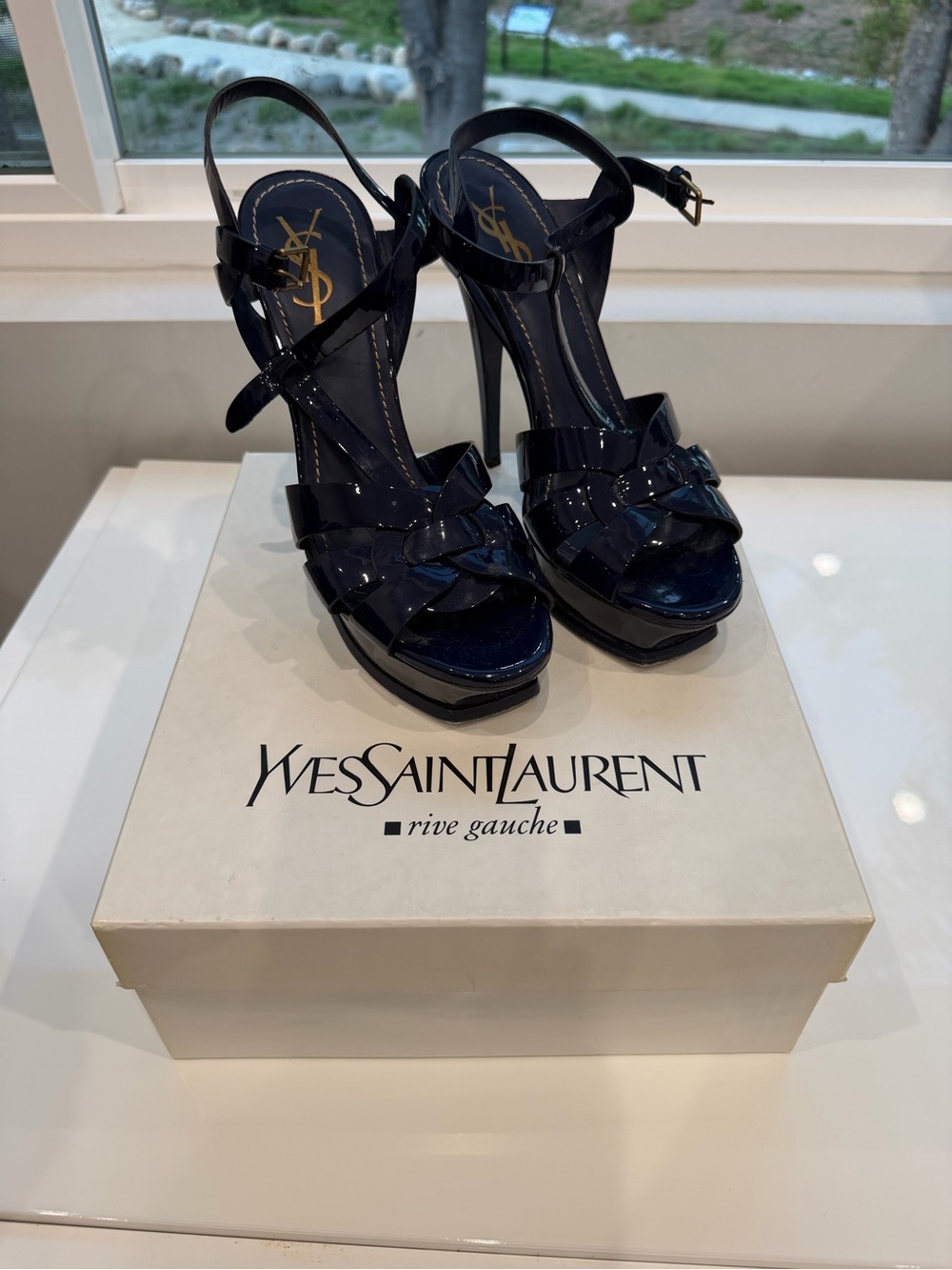 Yves Saint Laurent Navy Patent Platform Heeled Sandals
